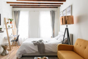 24-14 Renovated studio Prime gramercy W&D